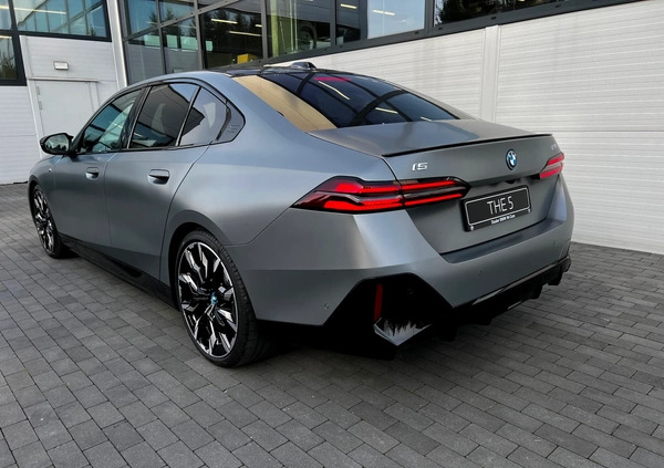 BMW i5 cena 582900 przebieg: 5, rok produkcji 2023 z Nowy Targ małe 191